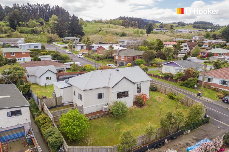 Photo of property in 10 Shulma Street, Abbotsford, Dunedin, 9018