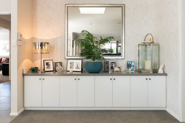 Photo of property in 23 Ara Kuaka, Waikanae Beach, Waikanae, 5036