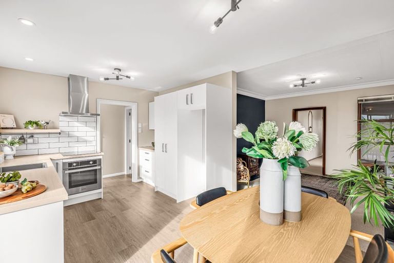 Photo of property in 37 Colwyn Street, Bryndwr, Christchurch, 8053