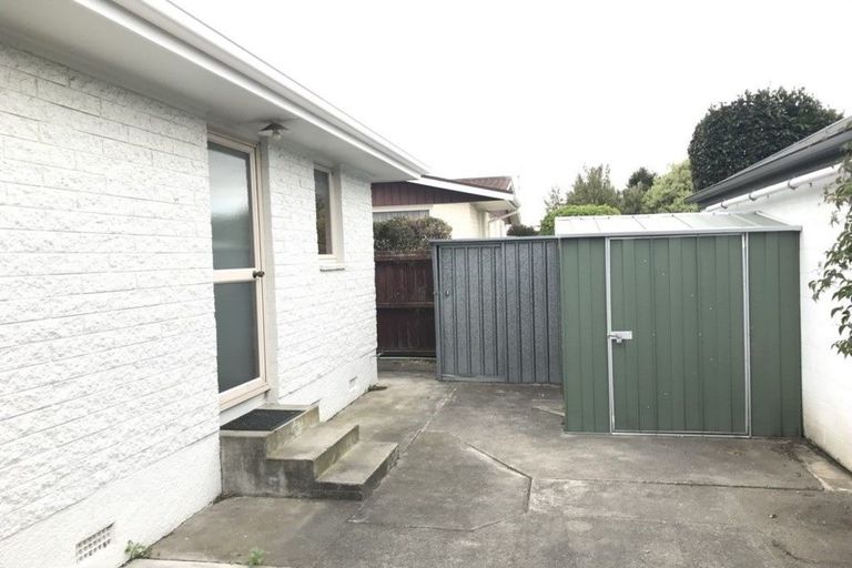 Photo of property in 15 Rosella Street, Broomfield, Christchurch, 8042