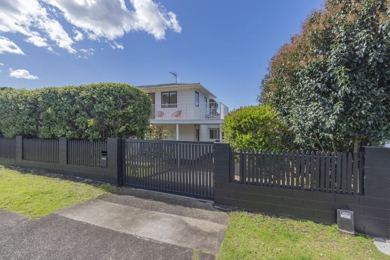 Photo of property in 1/93 Coronation Road, Mangere Bridge, Auckland, 2022