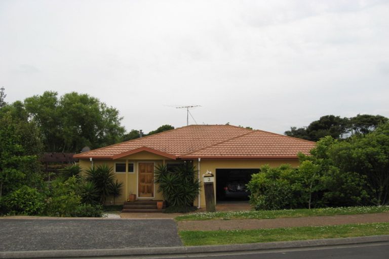 Photo of property in 2 Amber Place, Waimauku, 0812