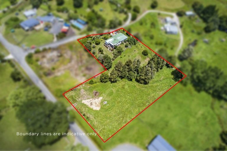 Photo of property in 8 Wood Street, Waiotira, 0193