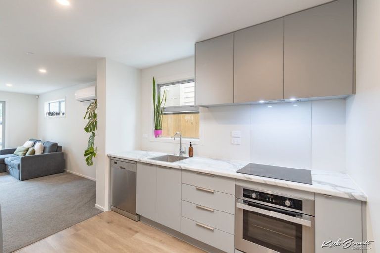 Photo of property in 25 Mcgrath Way, Taita, Lower Hutt, 5011