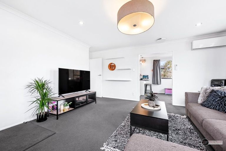 Photo of property in 208a California Drive, Totara Park, Upper Hutt, 5018