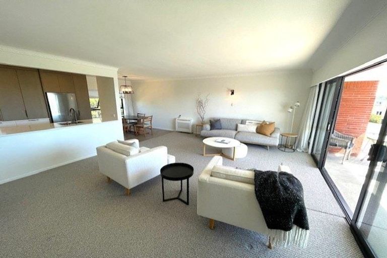 Photo of property in 4/27 Sanders Avenue, Takapuna, Auckland, 0622