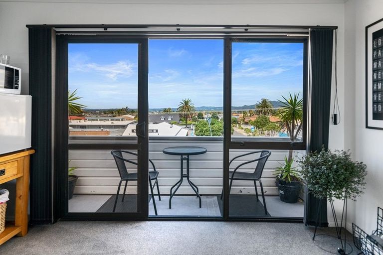 Photo of property in 1061 Papamoa Beach Road, Papamoa Beach, Papamoa, 3118