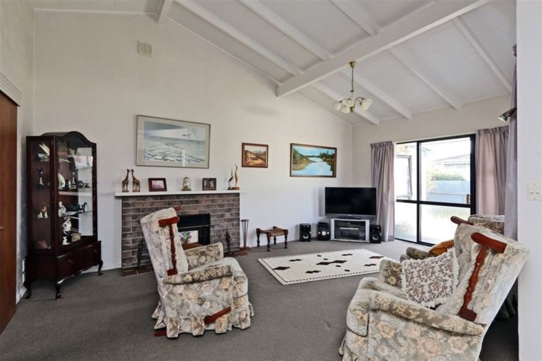 Photo of property in 2/409 Southland Road, Hastings, 4122