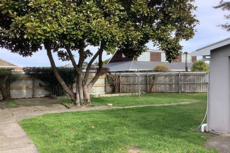 Photo of property in 22 Jocelyn Street, Casebrook, Christchurch, 8051