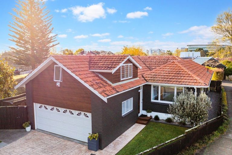 Photo of property in 1/33 Karaka Street, Takapuna, Auckland, 0622