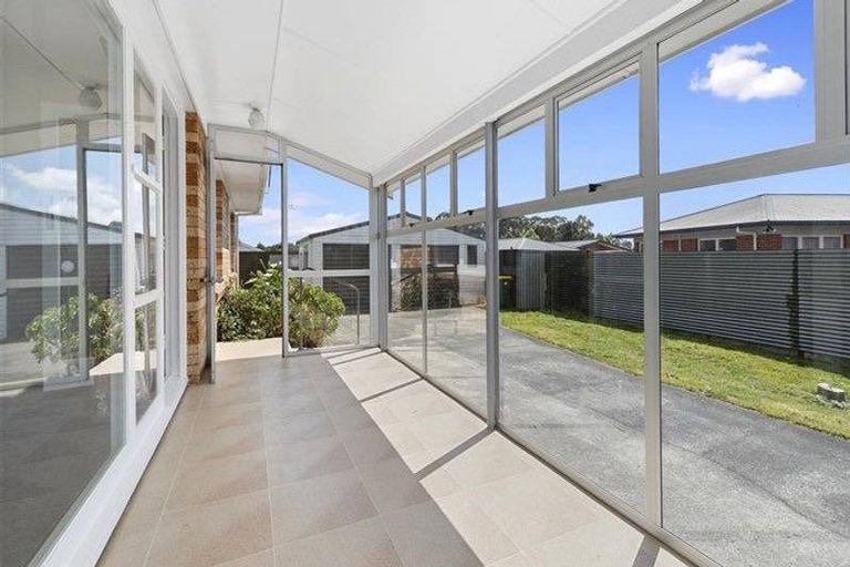 Photo of property in 19 Springfield Crescent, Enderley, Hamilton, 3214