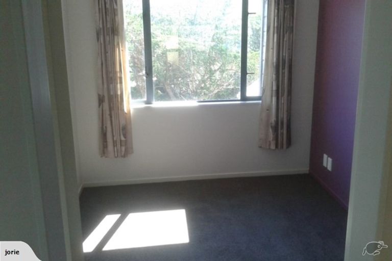 Photo of property in 35 Jackson Street, Island Bay, Wellington, 6023