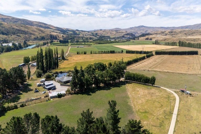 Photo of property in 83 Gilmour Road, Roxburgh East, Roxburgh, 9571