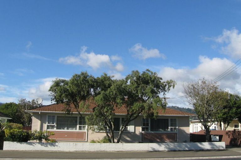 Photo of property in 2/416 Fergusson Drive, Heretaunga, Upper Hutt, 5018