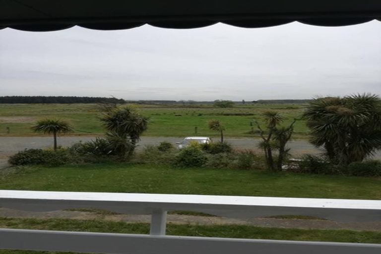 Photo of property in 90 Beach Road, Kaiapoi, 7630