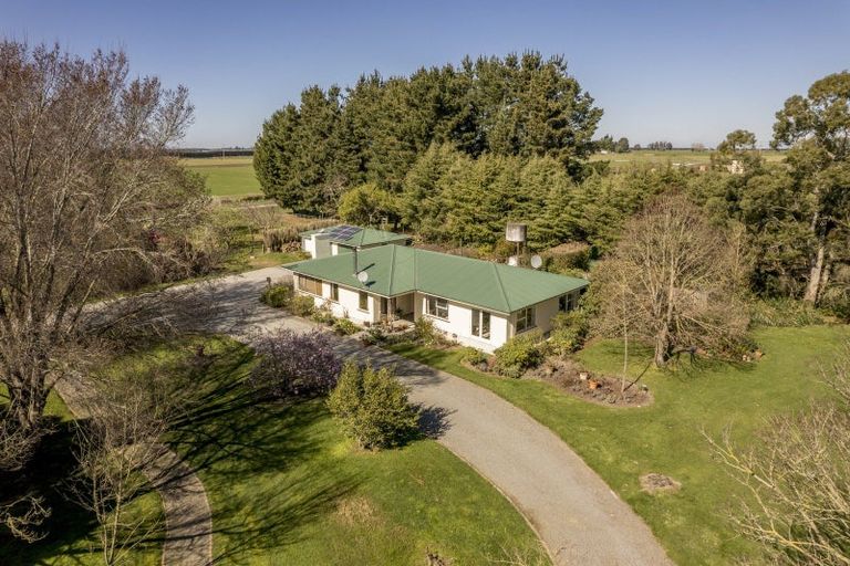 Photo of property in 2045 Old West Coast Road, Kirwee, Christchurch, 7671