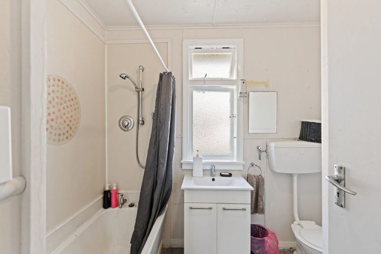 Photo of property in 48 Mouatt Street, Waitara, 4320