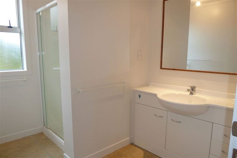 Photo of property in 176 Ocean Beach Road, Tairua, 3508