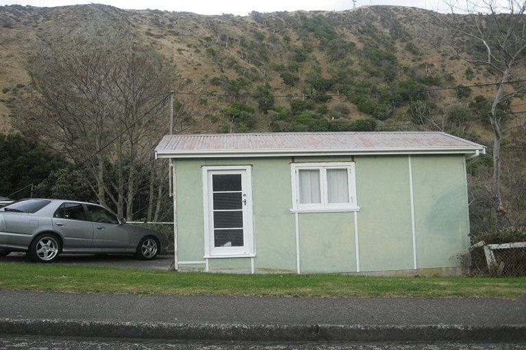 Photo of property in 46 Tilley Road, Paekakariki, 5034