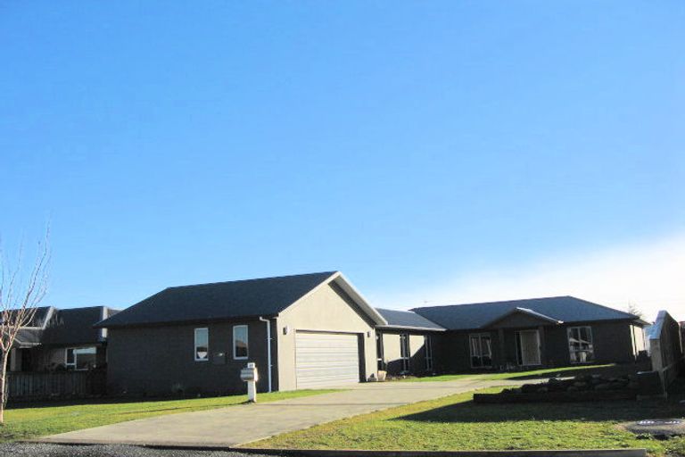 Photo of property in 64 Arthur Street, Winton, 9720