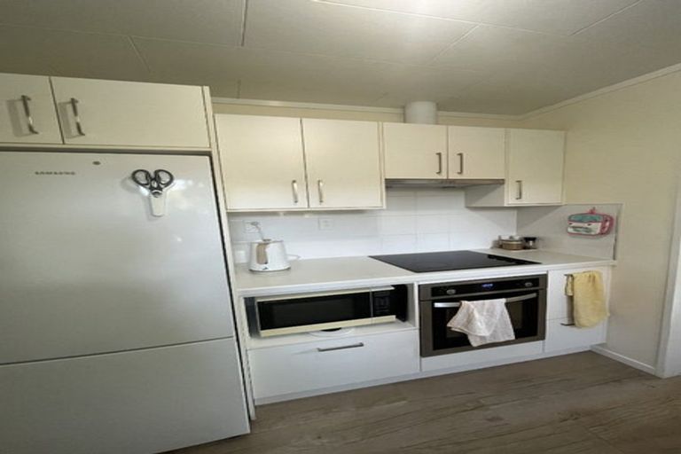 Photo of property in 25 Kaweka Place, Havelock North, 4130