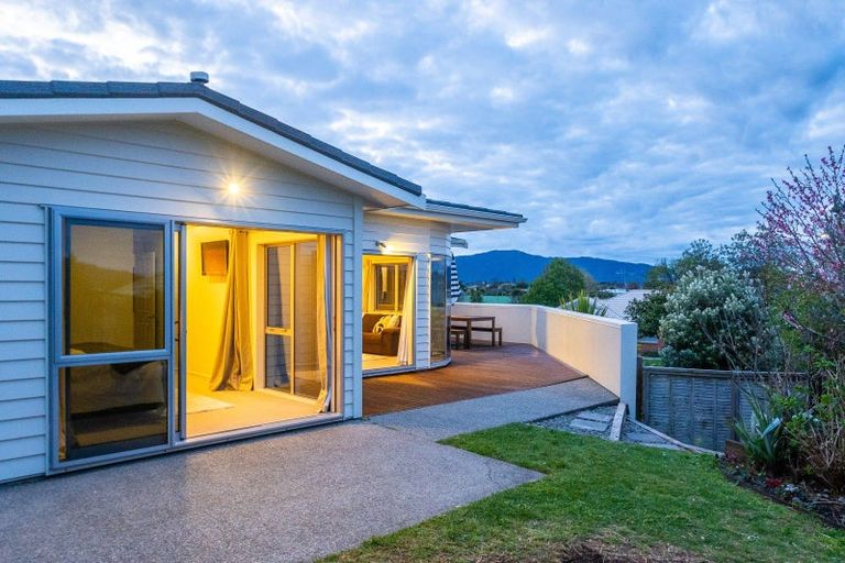 Photo of property in 12 Murray Court, Paraparaumu Beach, Paraparaumu, 5032
