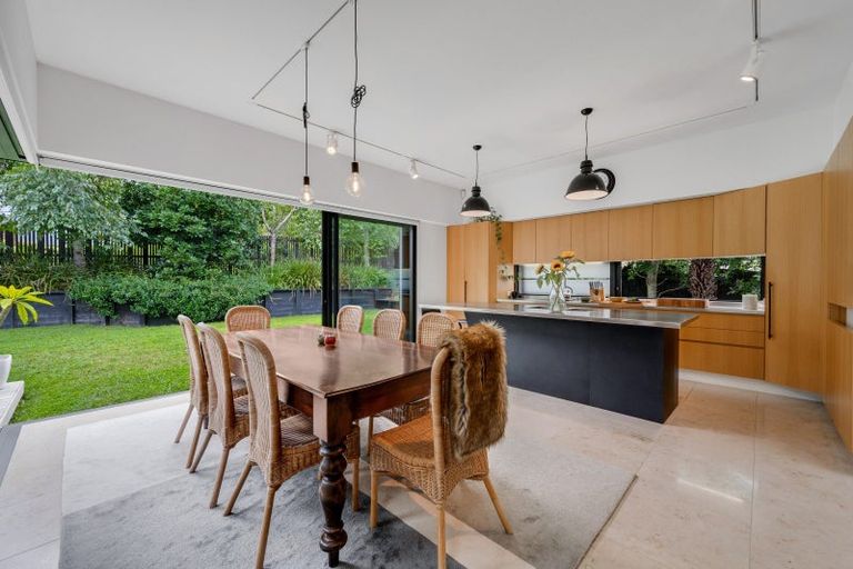 Photo of property in 74b Beach Road, Mellons Bay, Auckland, 2014