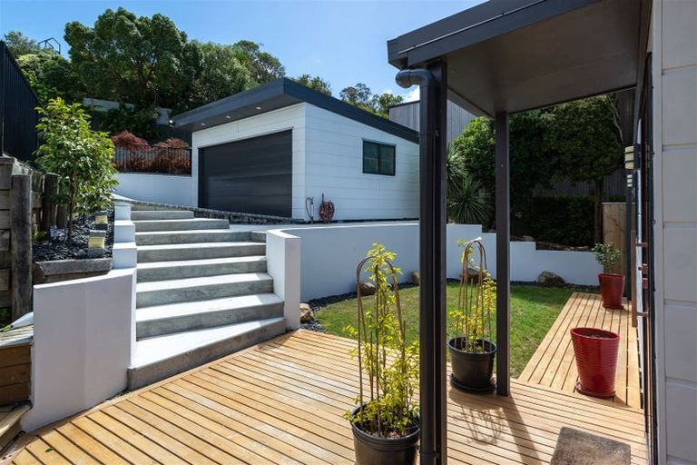 Photo of property in 11 Mortens Lane, Mount Pleasant, Christchurch, 8081