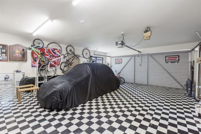 Photo of property in 1/9 Ellenbury Place, Stanmore Bay, Whangaparaoa, 0932