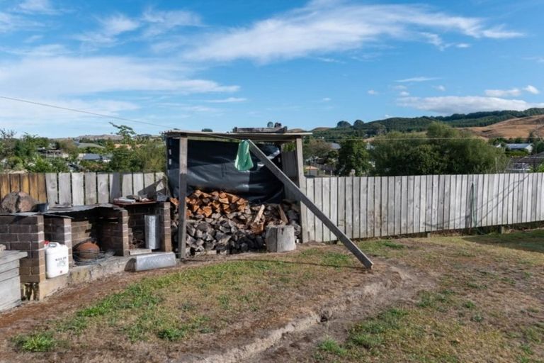 Photo of property in 14 Diamond Street, Pukehangi, Rotorua, 3015