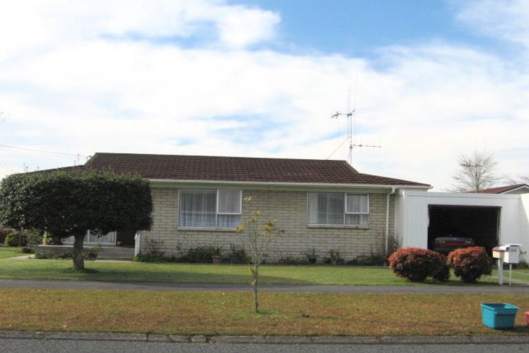 Photo of property in 22 Howden Road, Fairfield, Hamilton, 3214