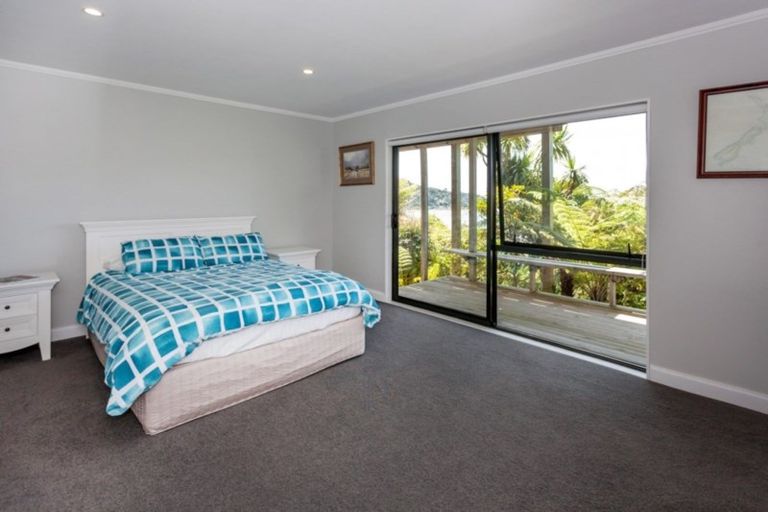 Photo of property in 9 Ridge Road, Tairua, 3508