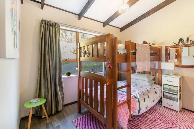 Photo of property in 52 Oxford Road, Lake Rotoma, Rotorua, 3074