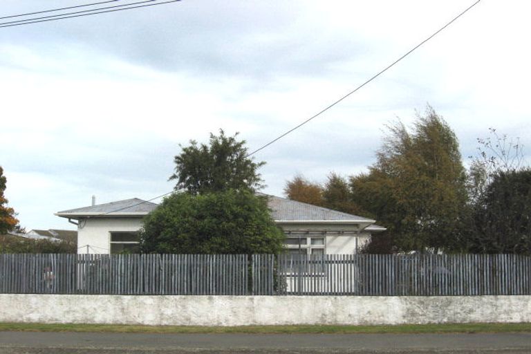 Photo of property in 87 Racecourse Road, Sockburn, Christchurch, 8042