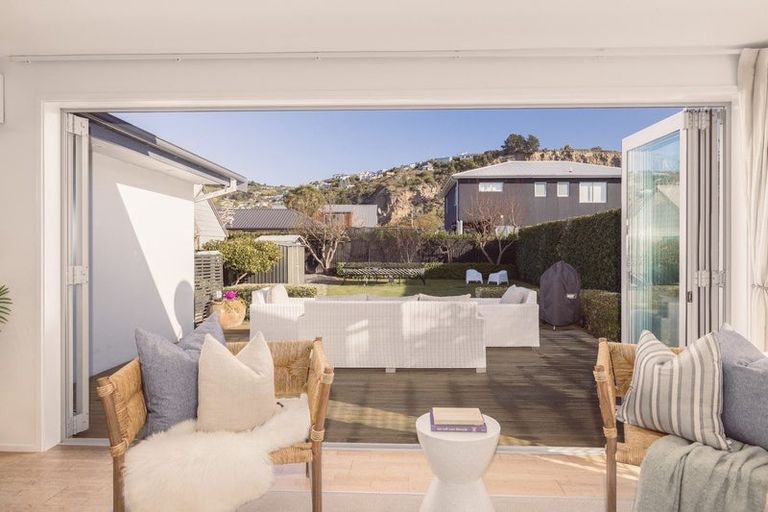 Photo of property in 23 Celia Street, Redcliffs, Christchurch, 8081