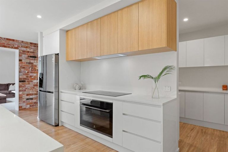 Photo of property in 3 Saint Martins Road, Saint Martins, Christchurch, 8022