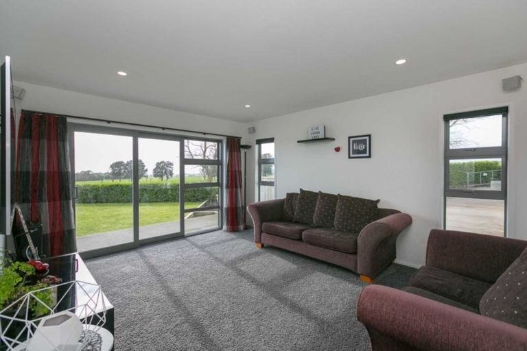 Photo of property in 112 Ackworth Road, Lepperton, New Plymouth, 4373