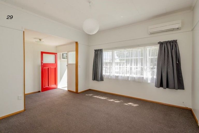 Photo of property in 27 Duke Street, Levin, 5510