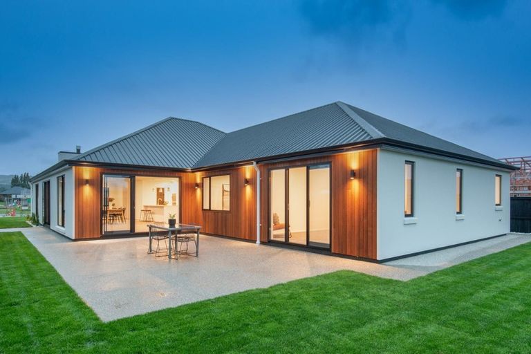 Photo of property in 5 Silverdale Place, Mosgiel, 9024