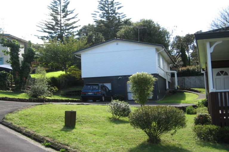 Photo of property in 20a Okareka Place, Pakuranga Heights, Auckland, 2010