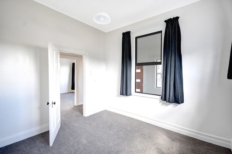 Photo of property in 4 Cross Street, Milton, 9220