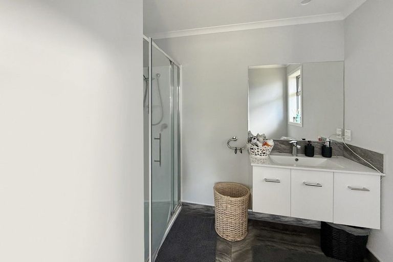 Photo of property in 53 Noumea Drive, Rangatira Park, Taupo, 3330