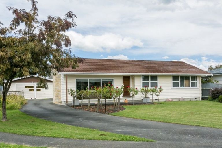 Photo of property in 8 Barnett Place, Pirimai, Napier, 4112