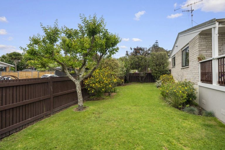 Photo of property in 7 Endeavour Avenue, Welcome Bay, Tauranga, 3112