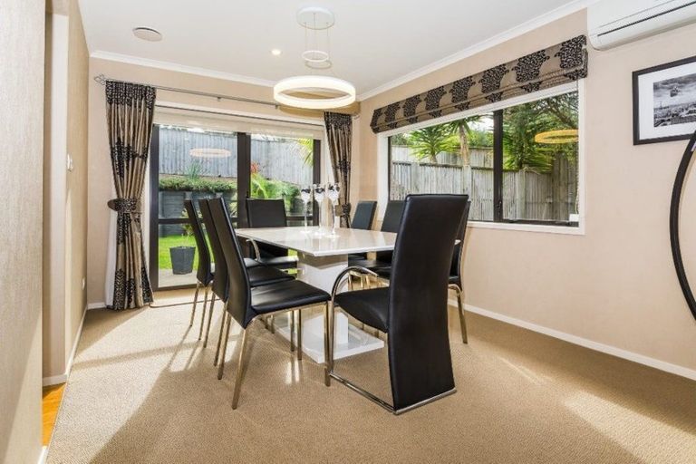 Photo of property in 26 Kilkelly Avenue, Pinehill, Auckland, 0632