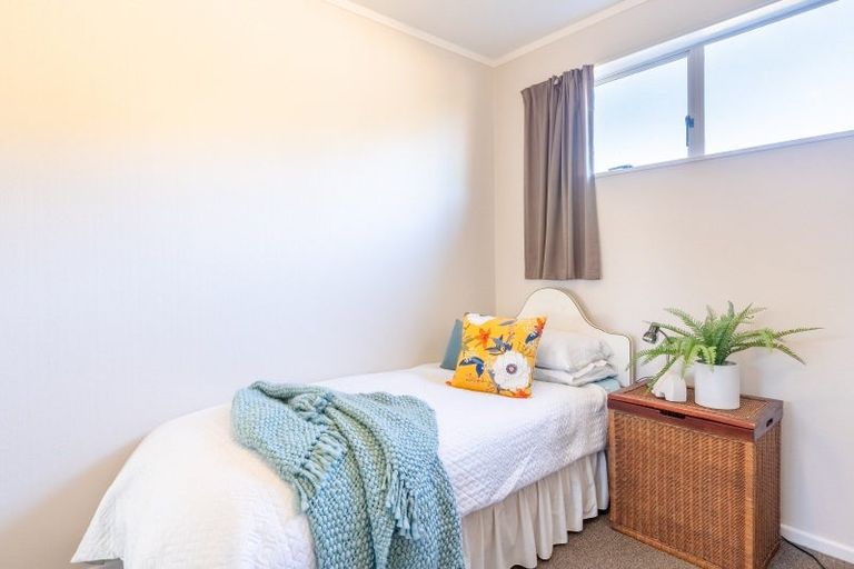 Photo of property in 39 Poplar Avenue, Raumati South, Paraparaumu, 5032