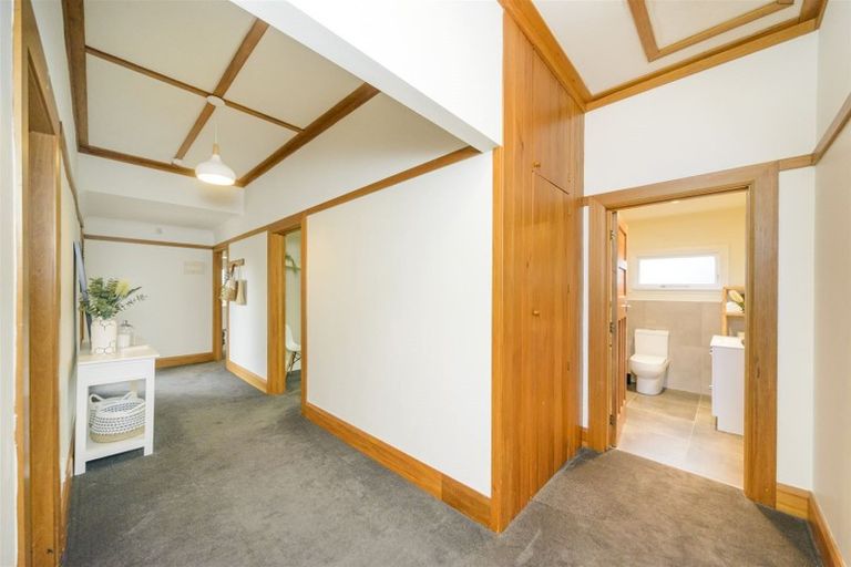 Photo of property in 30 Lyndhurst Street, Takaro, Palmerston North, 4412