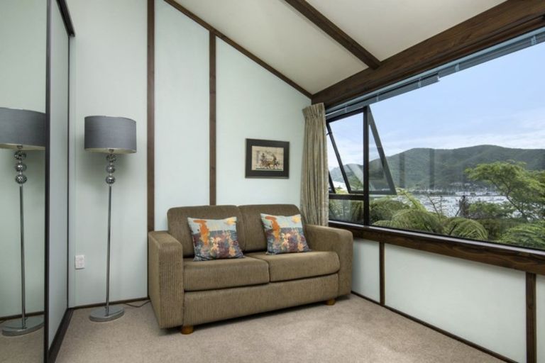 Photo of property in 376 Waikawa Road, Waikawa, Picton, 7220