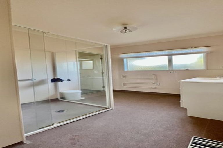 Photo of property in 4 Allman Drive, Coromandel, 3506