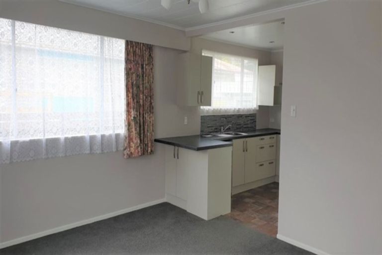 Photo of property in 291a Wellington Road, Wainuiomata, Lower Hutt, 5014